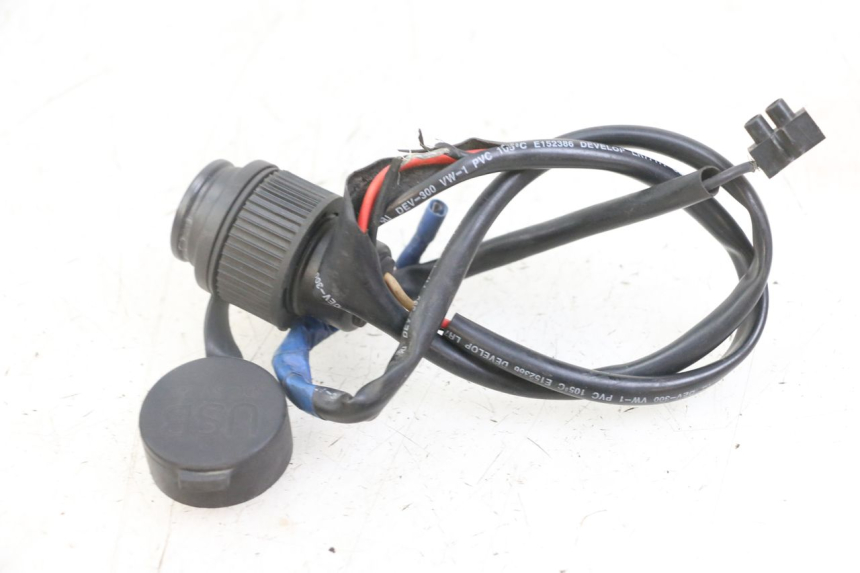 photo de AANSTEKERAANSLUITING PIAGGIO XEVO - X EVO 125 (2007 - 2017) - Overzicht