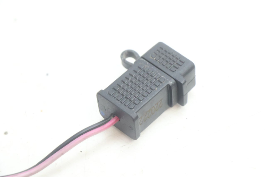 photo de USB-STOPCONTACT PIAGGIO MP3 HPE 530 (2022 - 2026) - Andere kijkhoek