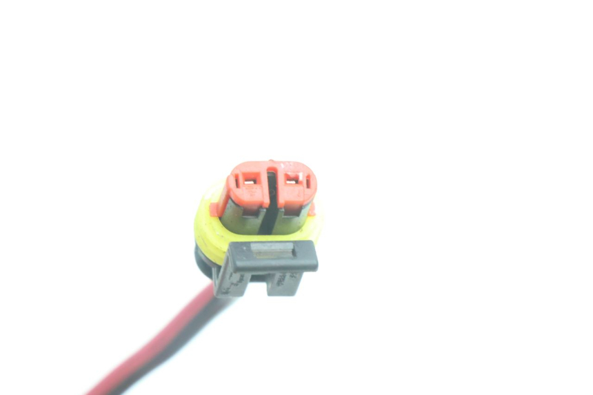 photo de USB-STOPCONTACT PIAGGIO MP3 500 (2016 - 2018) - Technische close-up