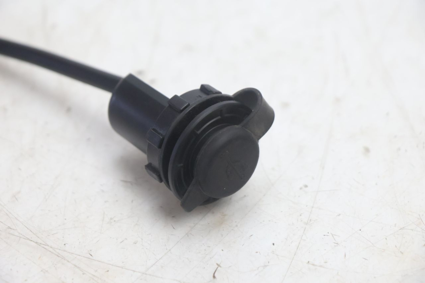 photo de USB-STOPCONTACT JM MOTORS R-MAX TECH 50 (2024 - 2026) - Andere kijkhoek