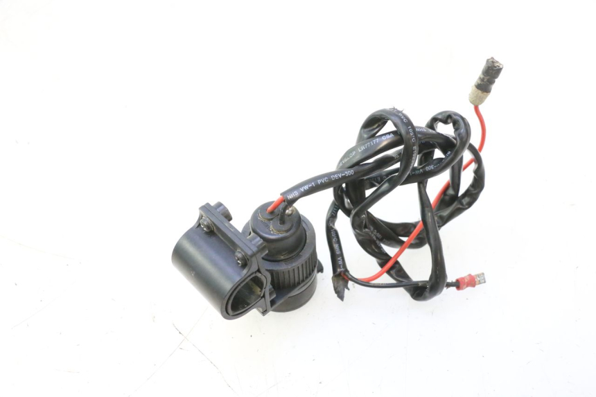 photo de USB-STOPCONTACT BOOM TRIKE FUN 500 (2004 - 2010) - Detail van het onderdeel
