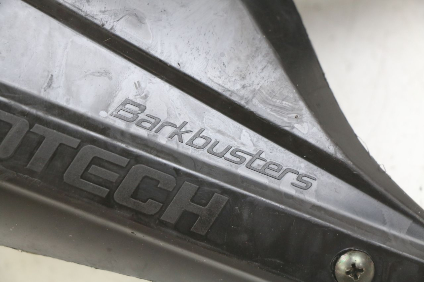 photo de HANDPROTECTOR HONDA CB R 1000 (2018 - 2023) - Technische close-up