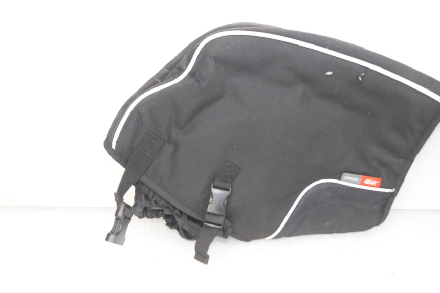 photo de HANDGEMAKKER YAMAHA D'ELIGHT DELIGHT 115 (2013 - 2017) - Bevestigingspunten