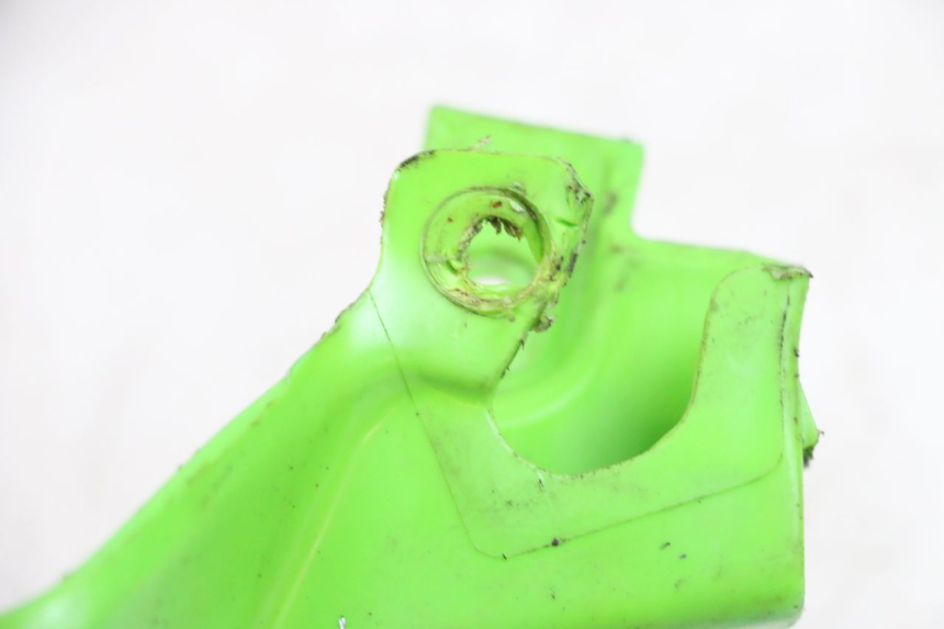 photo de LINKER HANDPROTECTOR KAWASAKI KDX 125 (1990 - 1991) - Zoom op gebruiksstaat