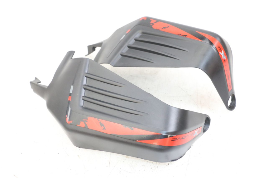 photo de HANDGEMAKKER HYTRACK HY S 4X4 410 (2013 - 2016) - Detail van het onderdeel