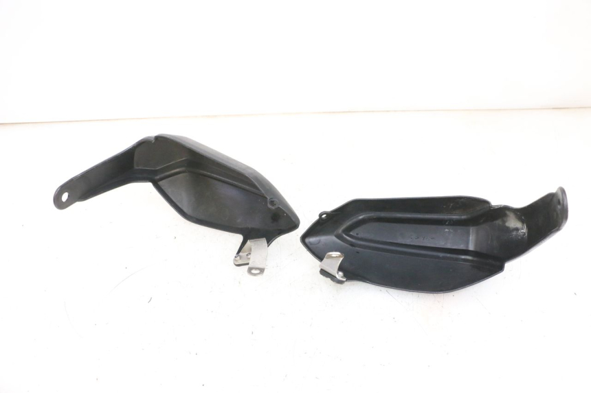 photo de HANDGEMAKKER YAMAHA TDM ABS 900 (2002 - 2014) - Andere kijkhoek