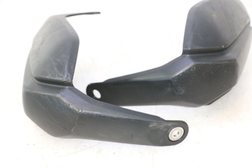photo de HANDGEMAKKER YAMAHA TDM ABS 900 (2002 - 2014) - Andere kijkhoek