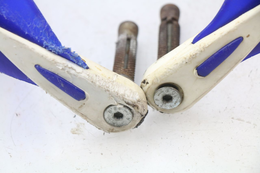 photo de HANDPROTECTOR YAMAHA YZ 80 (1998 - 2001) - Andere kijkhoek