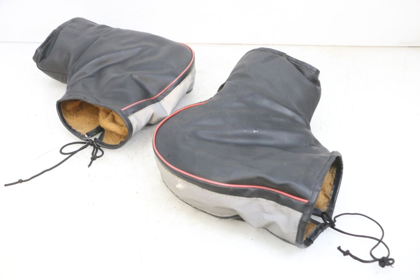 photo de HANDPROTECTOR PIAGGIO ZIP 4T 50 (2018 - 2020) - Andere kijkhoek