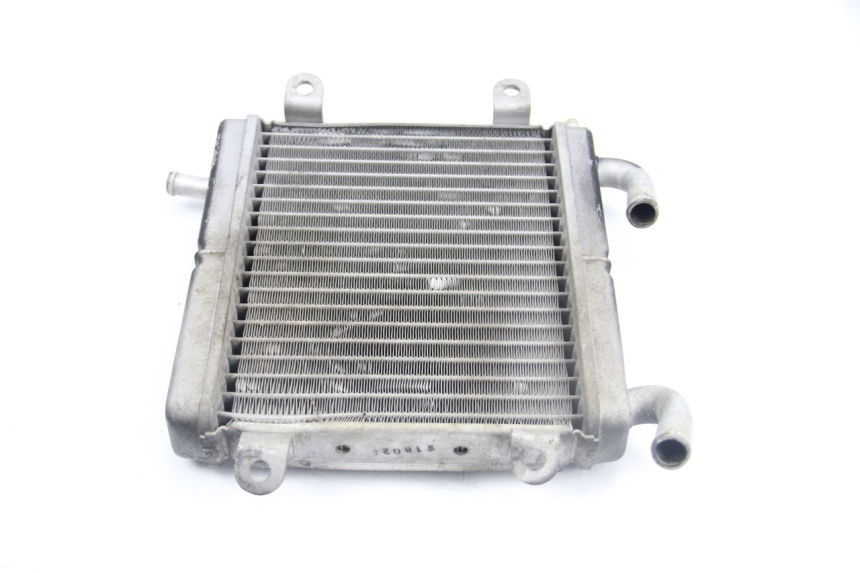 photo de RADIATEUR YAMAHA AEROX NAKED 2T 50 (2013 - 2017) - Detail van het onderdeel