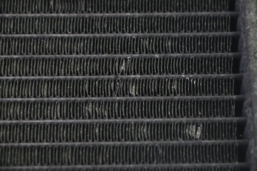 photo de RADIATEUR SUZUKI BURGMAN 125 (2007 - 2014) - Staat van het oppervlak