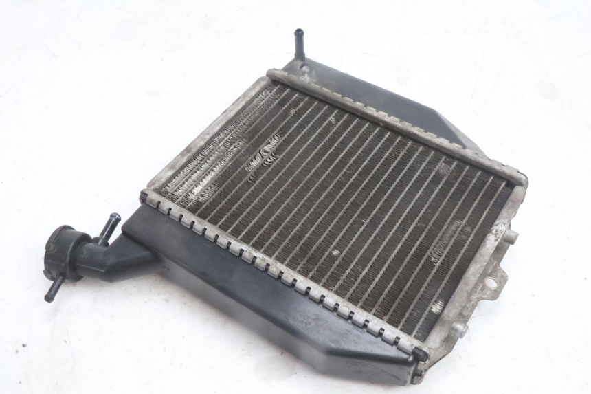 photo de RADIATEUR PEUGEOT CITYSTAR 125 (2011 - 2017) - Staat van het oppervlak