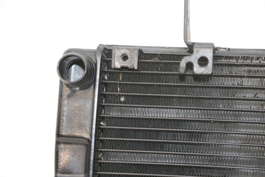 photo de RADIATEUR SUZUKI DL V STROM 1000 (2002 - 2007) - Kenmerkende details