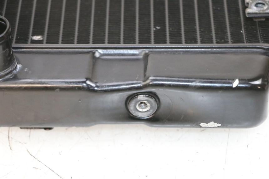 photo de RADIATEUR SUZUKI DL V STROM 1000 (2002 - 2007) - Technische close-up