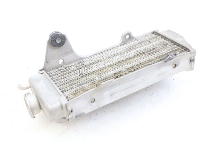 photo de RECHTER RADIATEUR HONDA CRF CR-F 450 (2009 - 2012) - Zoom op gebruiksstaat
