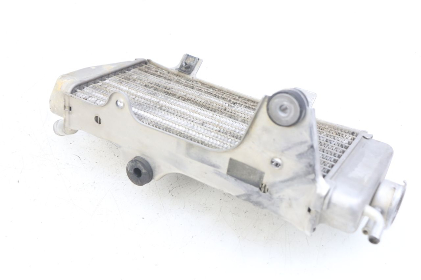 photo de RECHTER RADIATEUR HONDA CRF CR-F 450 (2009 - 2012) - Markeringen en referenties