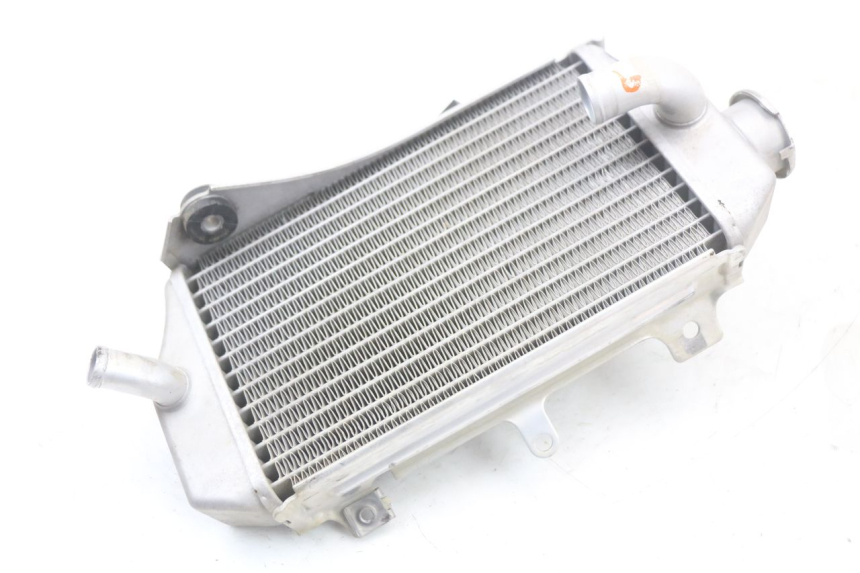 photo de RECHTER RADIATEUR HONDA CRF R 250 (2020 - 2021) - Detail van het onderdeel