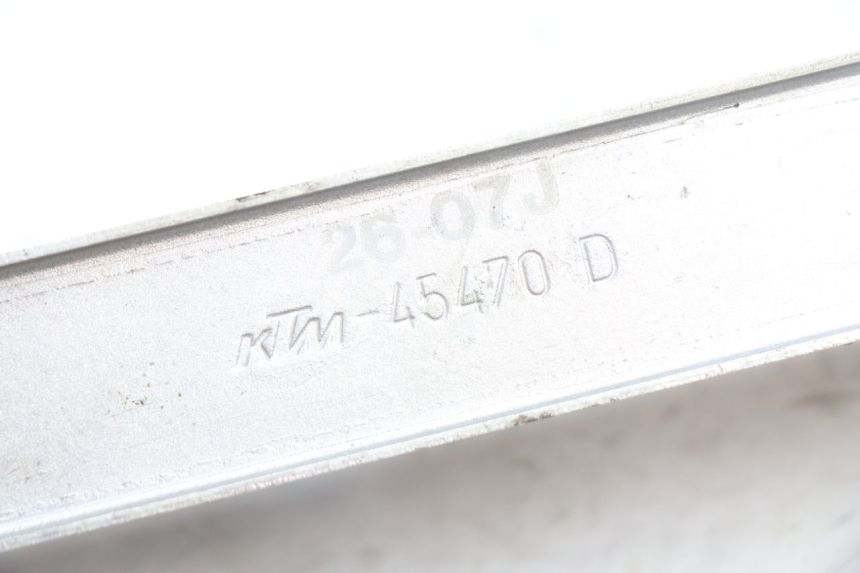 photo de RECHTER RADIATEUR PEUGEOT LUDIX BLASTER 50 (2006 - 2014) - Markeringen en referenties
