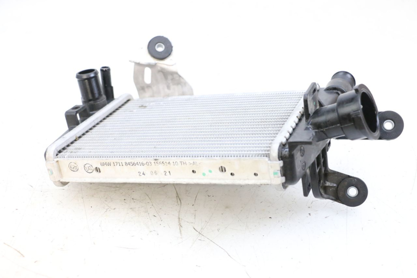 photo de RECHTER RADIATEUR BMW R GS 1250 (2021 - 2024) - Technische close-up