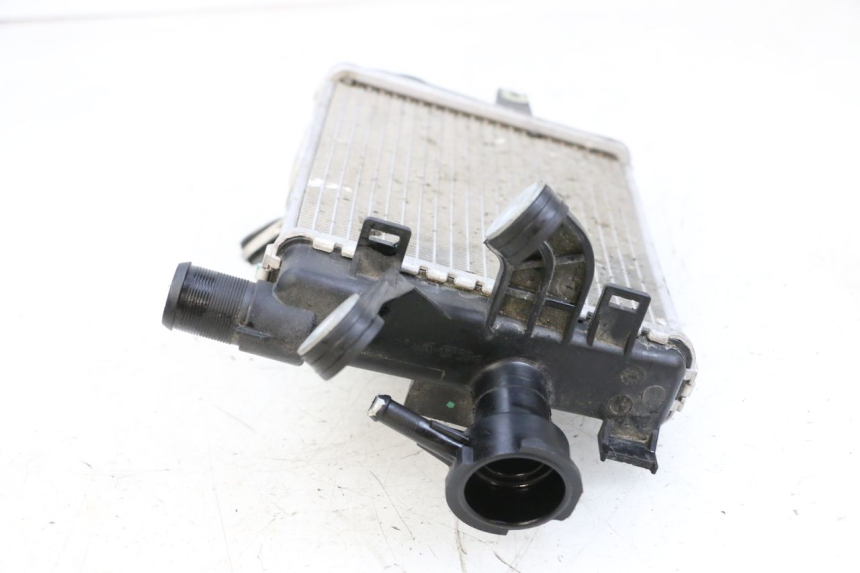 photo de RECHTER RADIATEUR BMW R GS 1250 (2021 - 2024) - Overzicht