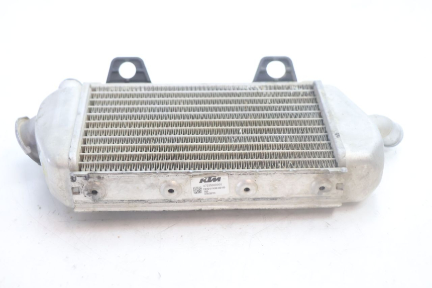 photo de RECHTE RADIATEUR KTM SX 85 (2018 - 2024) - Technische close-up