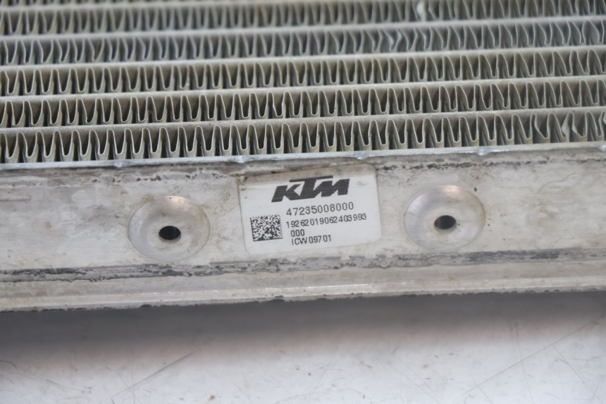 photo de RECHTE RADIATEUR KTM SX 85 (2018 - 2024) - Overzicht