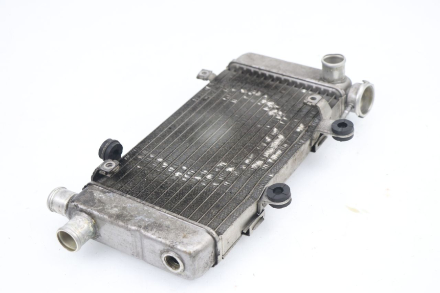 photo de RECHTER RADIATEUR HONDA VTR F FIRESTORM 1000 (1997 - 2001) - Technische close-up