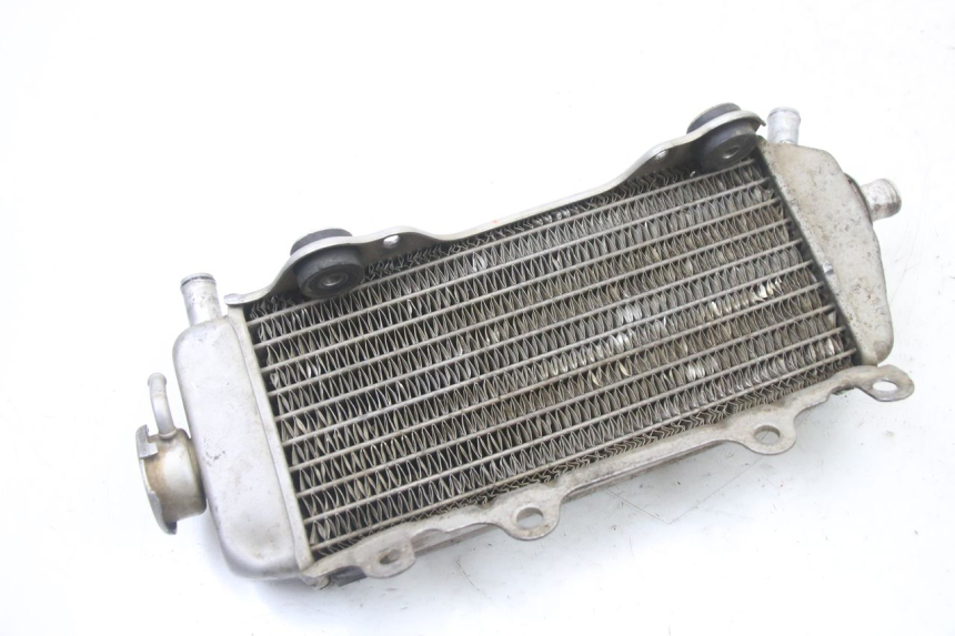 photo de RECHTER RADIATEUR YAMAHA YZ 125 (2006 - 2016) - Hoofdaanzicht