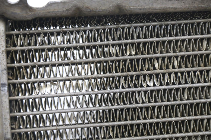 photo de RECHTER RADIATEUR YAMAHA YZ 125 (2006 - 2016) - Detail van het onderdeel