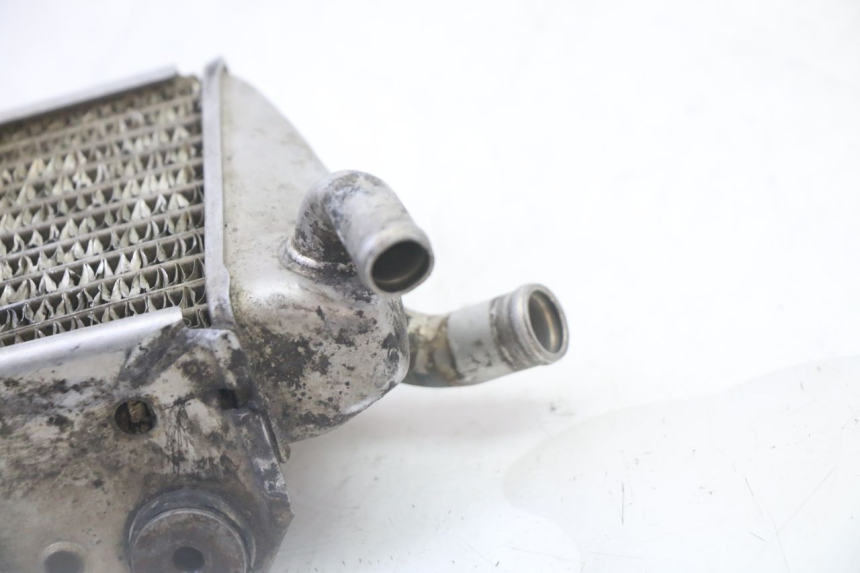 photo de RECHTER RADIATEUR YAMAHA YZ 125 (1998 - 2005) - Zoom op componenten