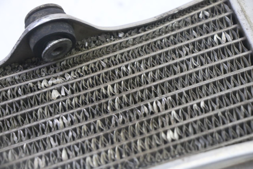 photo de RECHTER RADIATEUR YAMAHA YZ 125 (1998 - 2005) - Staat van het oppervlak