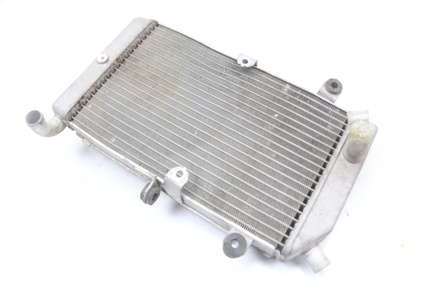 photo de RADIATEUR HONDA FJS SILVER WING SILVERWING 400 (2005 - 2008) - Detail van het onderdeel