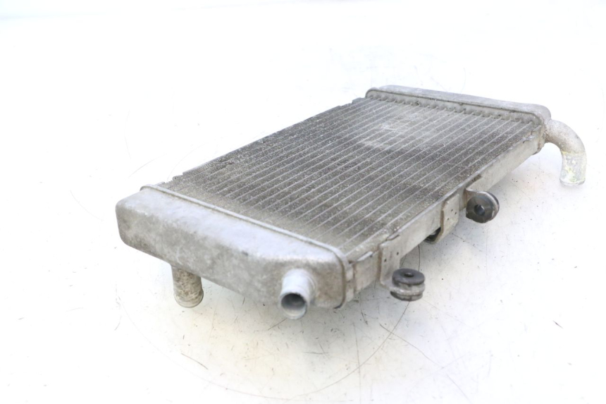 photo de RADIATEUR HONDA FJS SILVER WING SILVERWING 400 (2005 - 2008) - Zoom op componenten