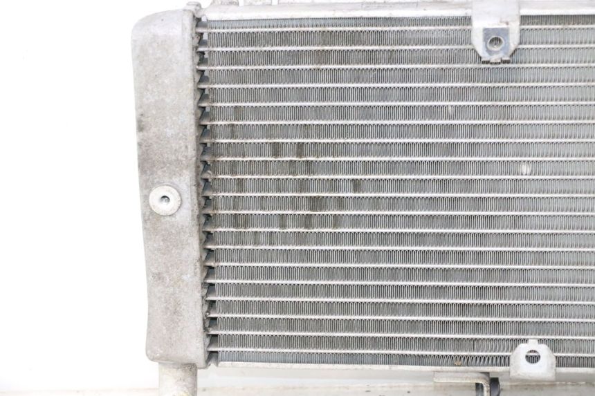 photo de RADIATEUR HONDA FJS SILVER WING SILVERWING 400 (2005 - 2008) - Profielaanzicht