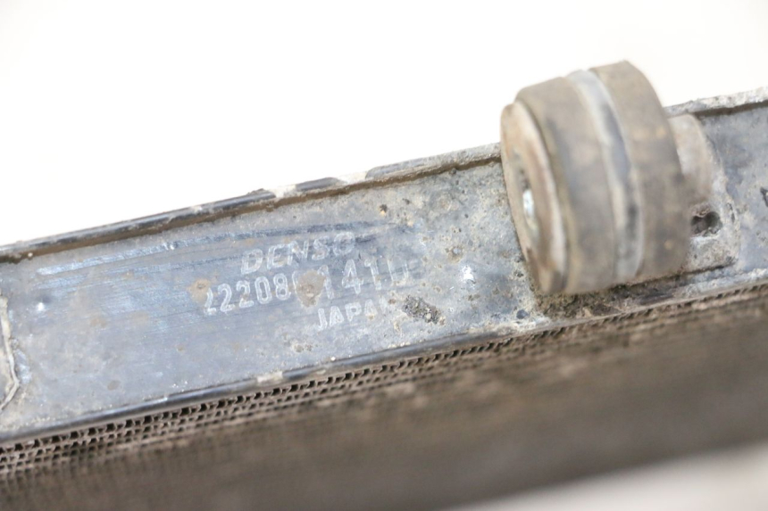 photo de RADIATEUR YAMAHA FZ6 FAZER S2 600 (2007 - 2011) - Detail van het onderdeel