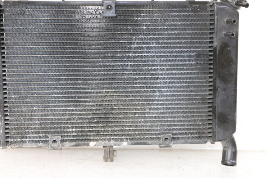 photo de RADIATEUR YAMAHA FZ6 FAZER S2 600 (2007 - 2011) - Staat van het oppervlak