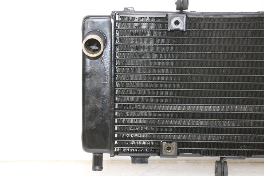 photo de RADIATEUR YAMAHA FZ6 N FAZER 600 (2004 - 2006) - Staat van het oppervlak