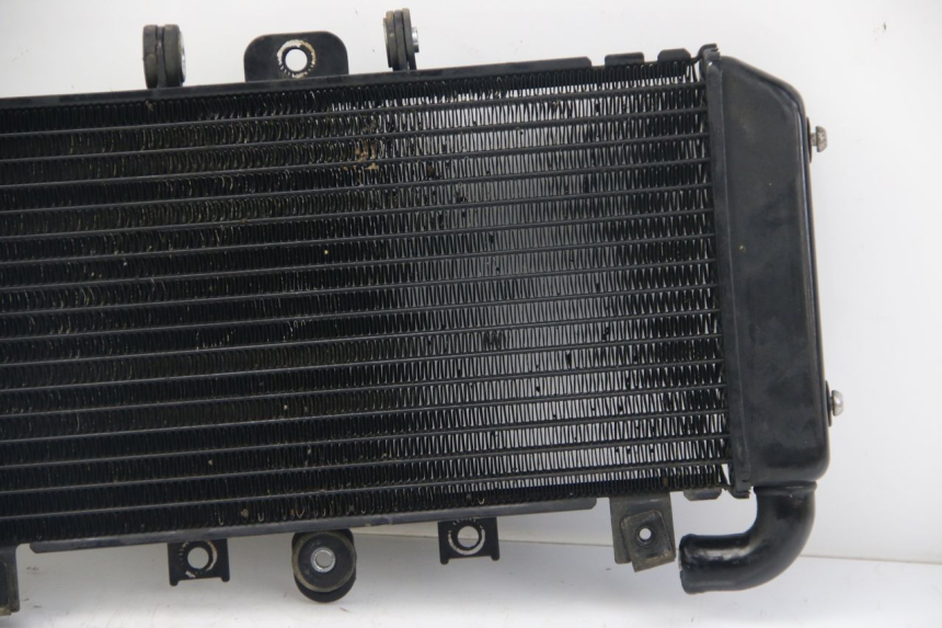 photo de RADIATEUR YAMAHA FZS FAZER 600 (2001 - 2003) - Markeringen en referenties