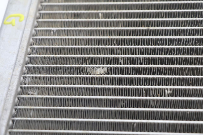 photo de LINKER RADIATEUR BOOM TRIKE FUN 500 (2004 - 2010) - Markeringen en referenties