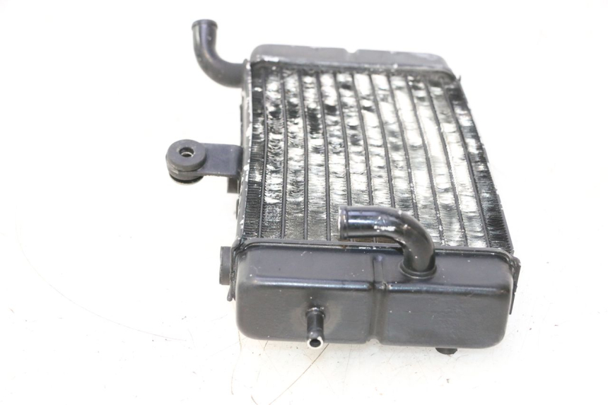 photo de LINKER RADIATEUR HONDA XRV AFRICA TWIN 750 (1990 - 1992) - Technische close-up