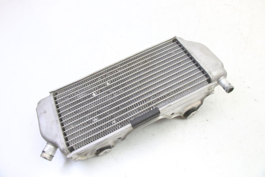 photo de LINKER RADIATEUR YAMAHA YZF YZ-F 450 (2014 - 2016) - Detail van het onderdeel