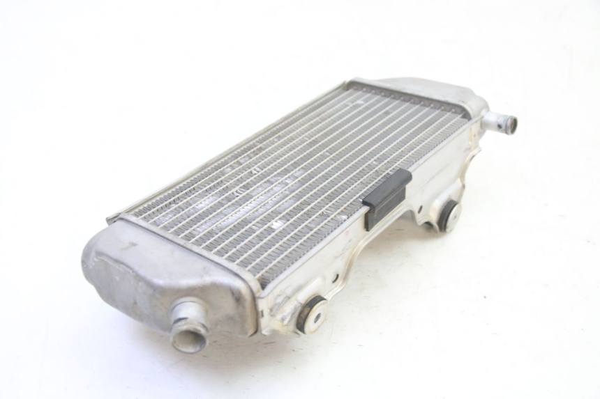 photo de LINKER RADIATEUR YAMAHA YZF YZ-F 450 (2014 - 2016) - Andere kijkhoek