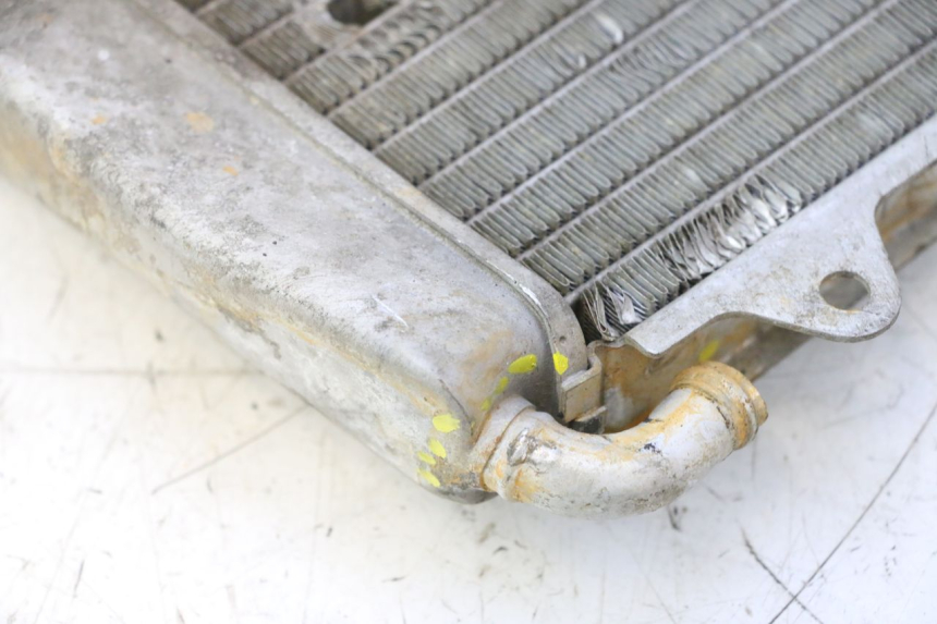 photo de RADIATEUR GILERA GP 800 (2007 - 2013) - Zoom op componenten
