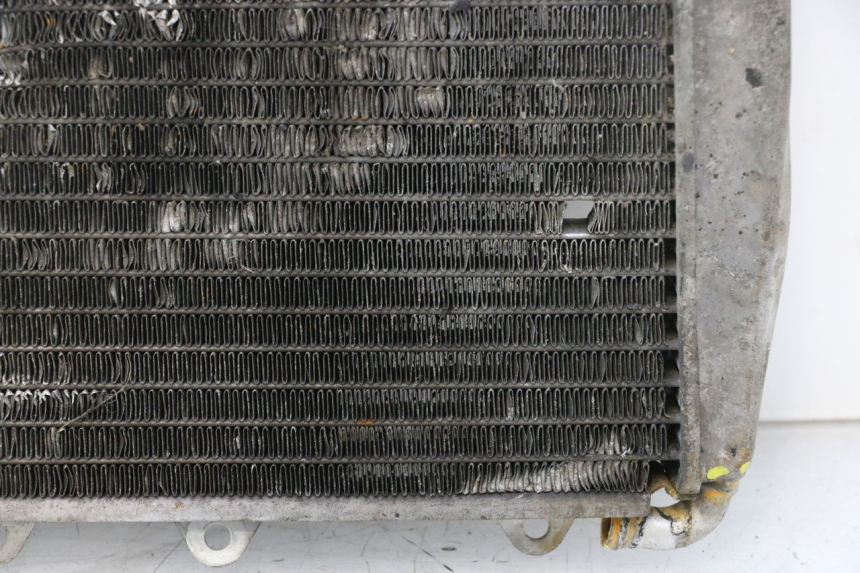 photo de RADIATEUR GILERA GP 800 (2007 - 2013) - Zoom op gebruiksstaat