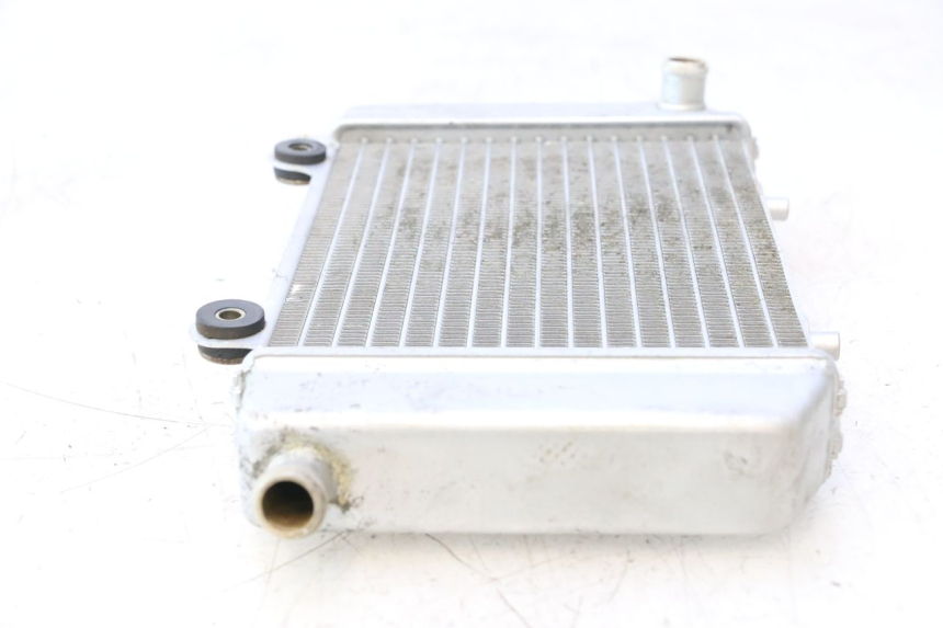 photo de RADIATEUR NECO GPX LC 2T 50 (2014 - 2018) - Bevestigingspunten