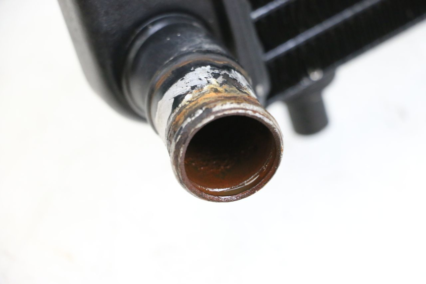 photo de RADIATEUR KAWASAKI GPZ RX 1000 (1986 - 1988) - Zoom op gebruiksstaat