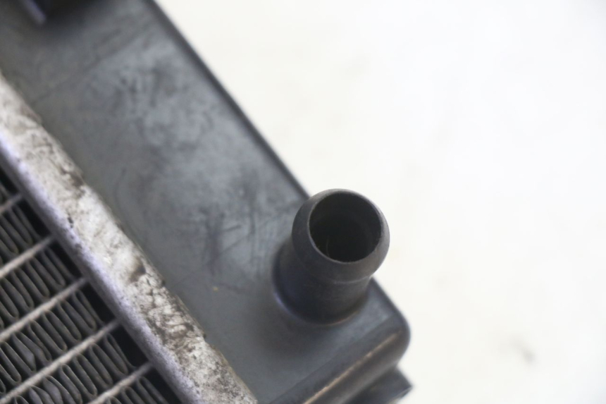 photo de RADIATEUR KYMCO GRAND DINK 125 (2008 - 2014) - Andere kijkhoek