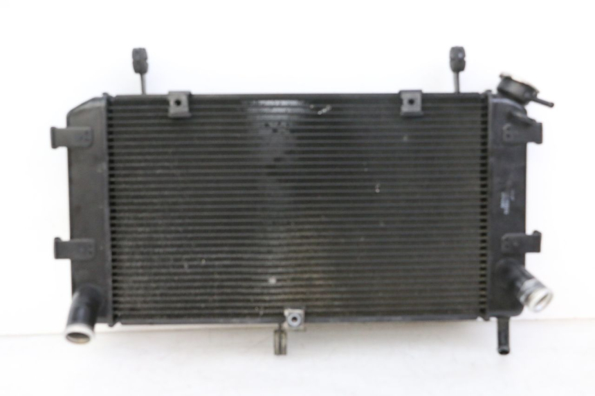 photo de RADIATEUR SUZUKI GSR 750 (2011 - 2017) - Kenmerkende details