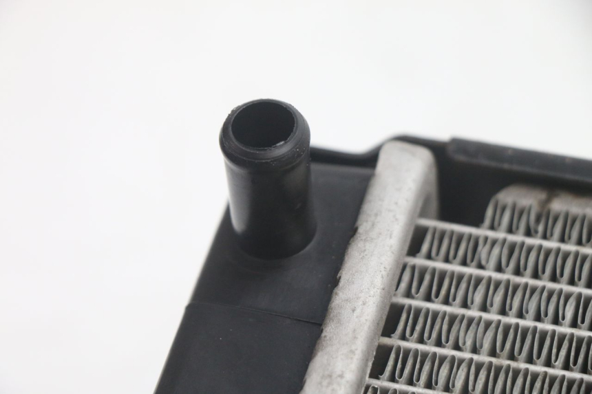 photo de RADIATEUR SYM GTS EVO 125 (2009 - 2013) - Zoom op gebruiksstaat