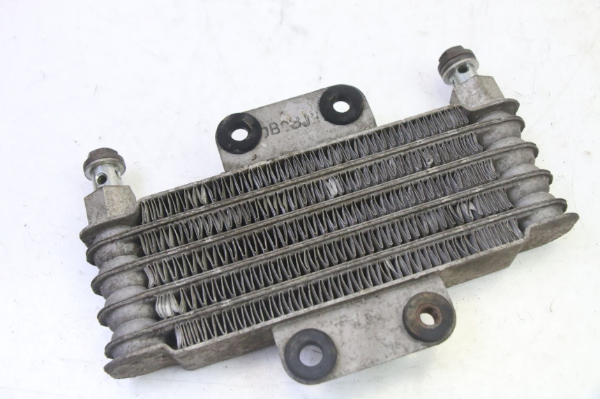 photo de OLIERADIATEUR HYOSUNG GV AQUILA 125 (2000 - 2009) - Bevestigingspunten
